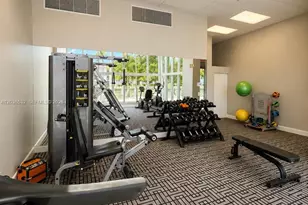 3000 NE 188th St, Aventura, FL 33180 - Photo 31