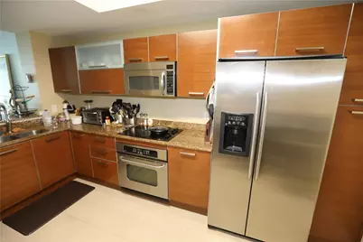 3330 NE 190th St #1312, Aventura, FL 33180 - Photo 9