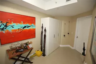 3330 NE 190th St, Aventura, FL 33180 - Photo 7