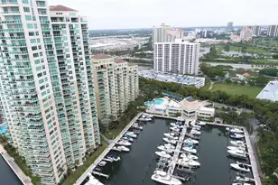 3330 NE 190th St, Aventura, FL 33180 - Photo 39