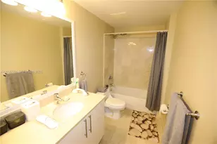 3330 NE 190th St, Aventura, FL 33180 - Photo 21
