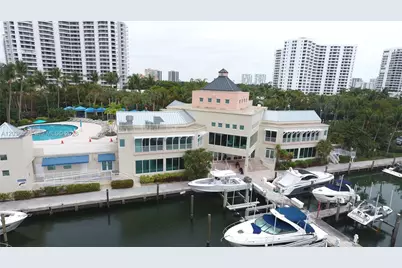 3330 NE 190th St #1312, Aventura, FL 33180 - Photo 35