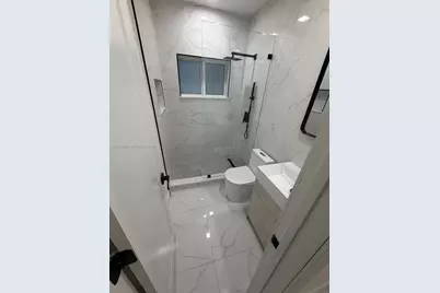 1524 NE 182nd St, North Miami Beach, FL 33162 - Photo 13