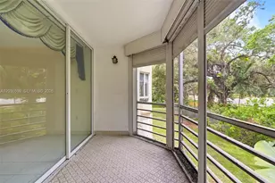 1201 NE 191st St, Miami, FL 33179 - Photo 19