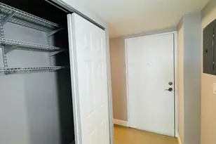 19390 Collins Ave, Sunny Isles Beach, FL 33160 - Photo 31