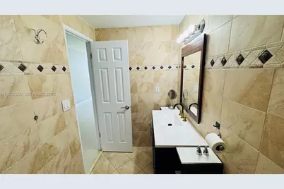 19390 Collins Ave #624, Sunny Isles Beach, FL 33160 - Photo 19