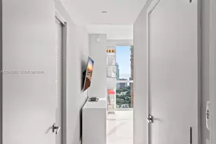 1080 Brickell Ave, Miami, FL 33131 - Photo 13