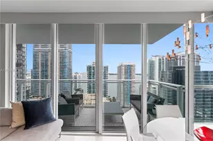 1080 Brickell Ave, Miami, FL 33131 - Photo 23