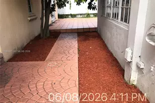 447 E 32nd St, Hialeah, FL 33013 - Photo 13