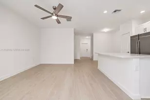 2448 SE 10th Ct, Homestead, FL 33035 - Photo 9