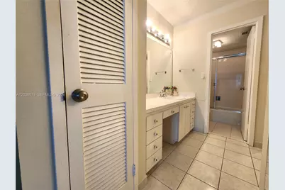 2030 S Ocean Dr #401, Hallandale Beach, FL 33009 - Photo 9