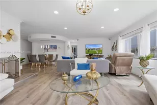 1040 Crystal Lake Dr, Deerfield Beach, FL 33064 - Photo 9
