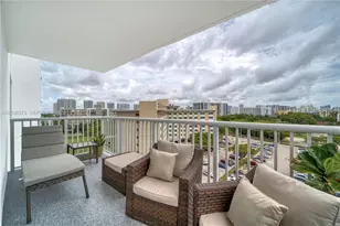 231 174th St, Sunny Isles Beach, FL 33160 - Photo 43