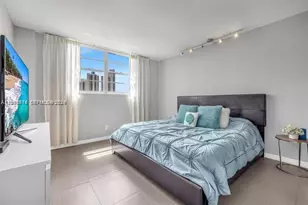 19390 Collins Ave, Sunny Isles Beach, FL 33160 - Photo 15
