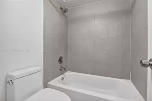11931 NW 11th St, Pembroke Pines, FL 33026 - Photo 15