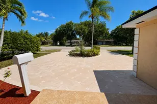 3327 Taft St, Hollywood, FL 33021 - Photo 5