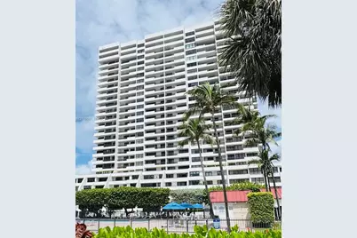 2555 Collins Ave #2204, Miami Beach, FL 33140 - Photo 15