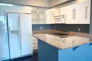 335 Biscayne Bl, Miami, FL 33131 - Photo 27