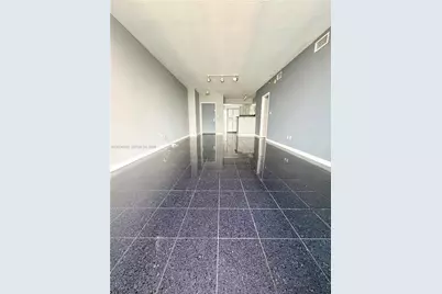 335 Biscayne Bl #4200, Miami, FL 33131 - Photo 13