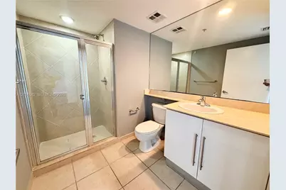 335 Biscayne Bl #4200, Miami, FL 33131 - Photo 19