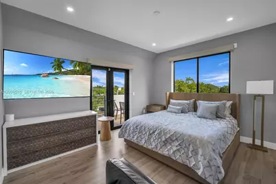 820 NE 2nd St #1, Fort Lauderdale, FL 33301 - Photo 3