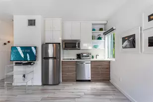 1560 Meridian Ave, Miami Beach, FL 33139 - Photo 7