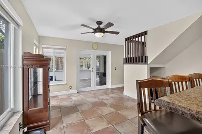 8815 Woodside Ct, Davie, FL 33328 - Photo 15