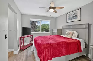 8815 Woodside Ct, Davie, FL 33328 - Photo 31