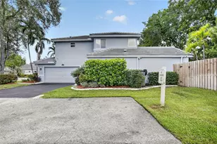8815 Woodside Ct, Davie, FL 33328 - Photo 39