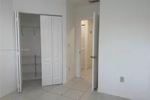 8340 NW 10th St, Miami, FL 33126 - Photo 15