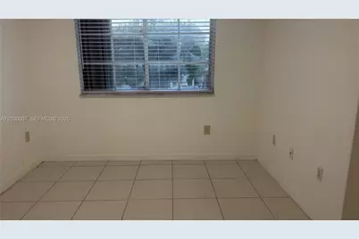 8340 NW 10th St #1G, Miami, FL 33126 - Photo 9