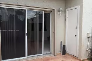 8340 NW 10th St, Miami, FL 33126 - Photo 21