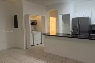 8340 NW 10th St, Miami, FL 33126 - Photo 5