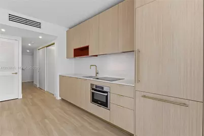 90 NE 32 #1014, Miami, FL 33149 - Photo 7