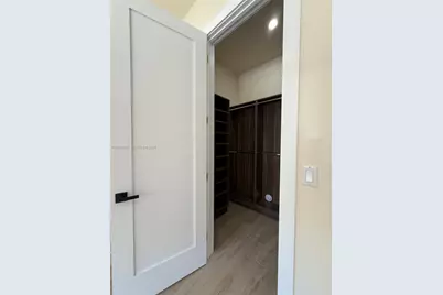 3326 Elizabeth St, Miami, FL 33133 - Photo 9