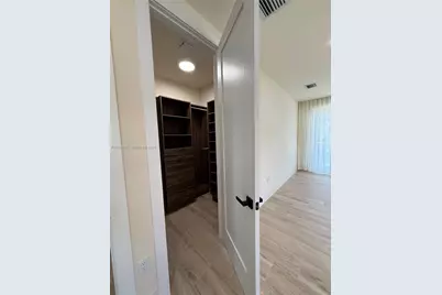 3326 Elizabeth St, Miami, FL 33133 - Photo 33