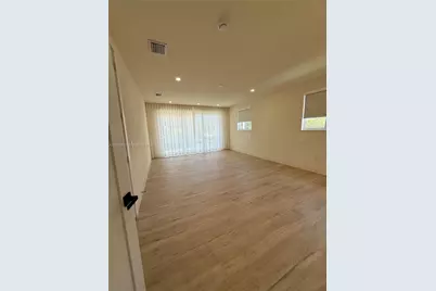 3326 Elizabeth St, Miami, FL 33133 - Photo 35