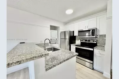 4581 W McNab Rd #12, Pompano Beach, FL 33069 - Photo 11