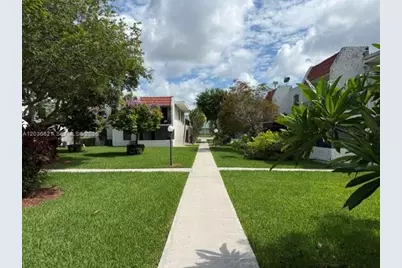 8701 SW 141st St #E6, Palmetto Bay, FL 33176 - Photo 1