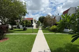 8701 SW 141st St, Palmetto Bay, FL 33176 - Photo 1