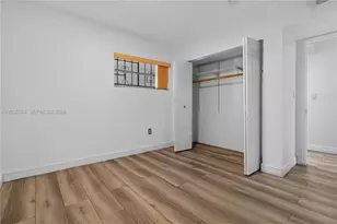 6070 W 18th Ave, Hialeah, FL 33012 - Photo 17
