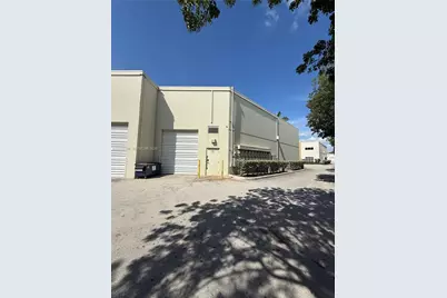 11231 NW 20th St #122, Sweetwater, FL 33172 - Photo 5