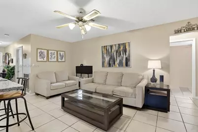 6961 NW 20th Ct, Margate, FL 33063 - Photo 11