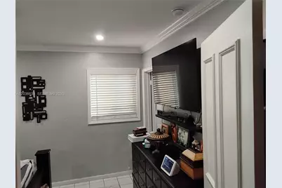 911 W Country Club Cir, Plantation, FL 33317 - Photo 29