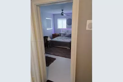 911 W Country Club Cir, Plantation, FL 33317 - Photo 17