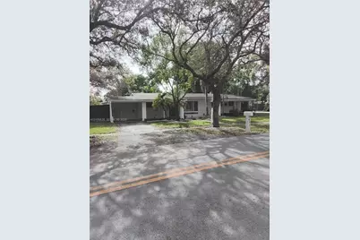 911 W Country Club Cir, Plantation, FL 33317 - Photo 1