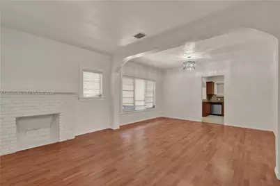 2145 SW 7th St #1, Miami, FL 33135 - Photo 9