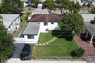 150 NE 169th Terrace, North Miami Beach, FL 33162 - Photo 3