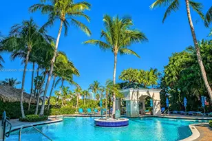 19501 W Country Club Dr, Aventura, FL 33180 - Photo 29