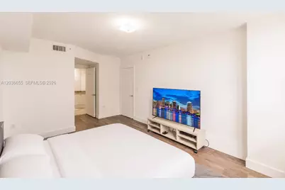 19501 W Country Club Dr #1903, Aventura, FL 33180 - Photo 13